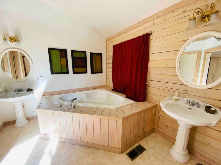 The Luxury Suite At Bear Mountain ยูเรกาสปริงส์ ภายนอก รูปภาพ